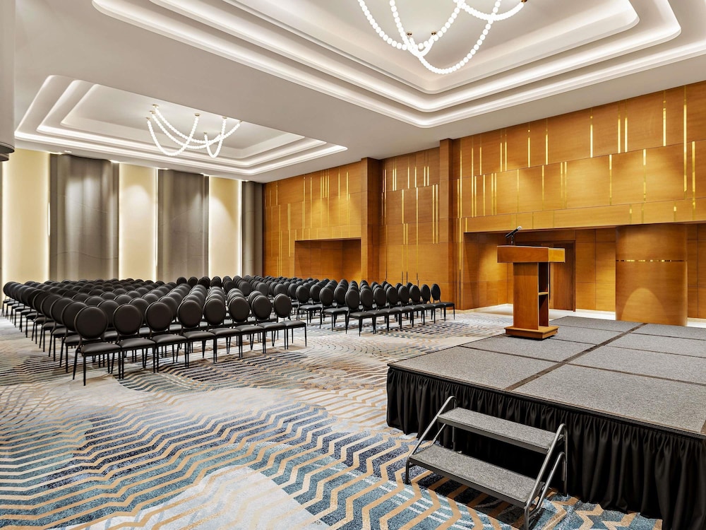 MERCURE ABU DHABI DOWNTOWN 31/58
