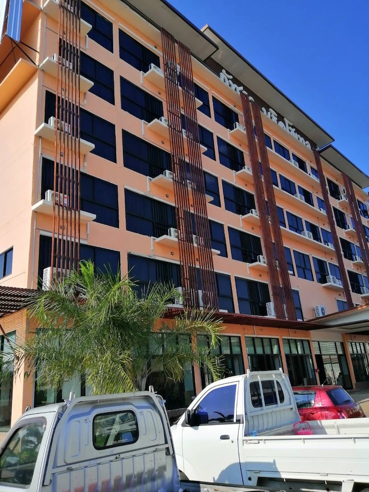 Phatra Boutique Hotel 6/44
