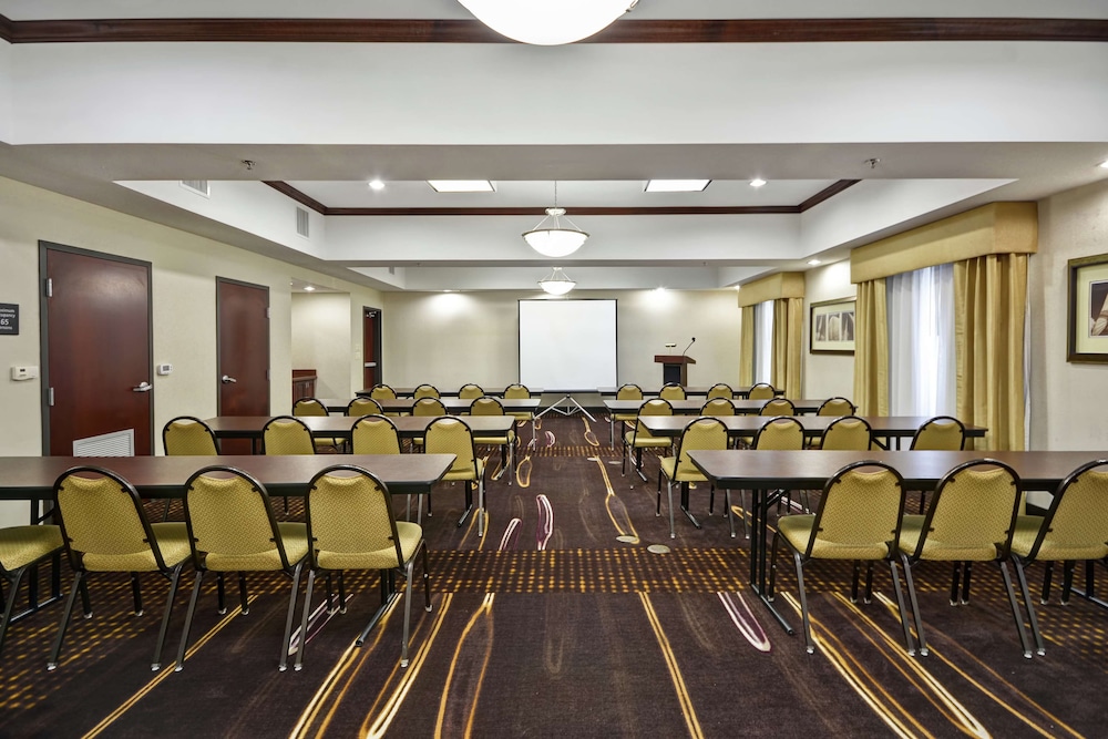 Hampton Inn and Suites Corpus Christi I-37 Navigation Blvd 42/48
