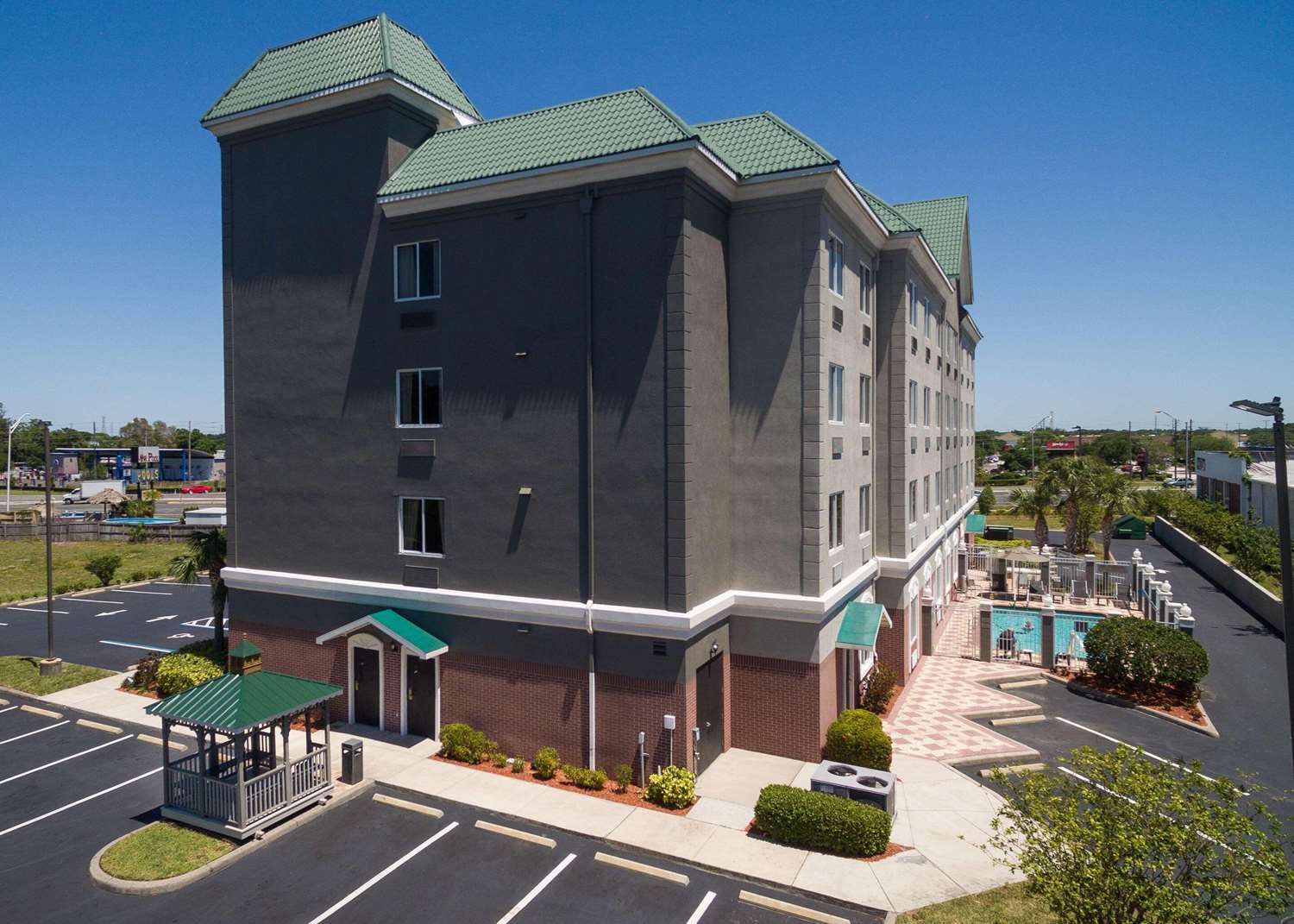 Country Inn & Suites by Radisson, St. Petersburg - Clearwater, FL 7/56
