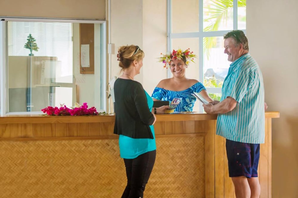 Moana Sands Beachfront Hotel 13/58