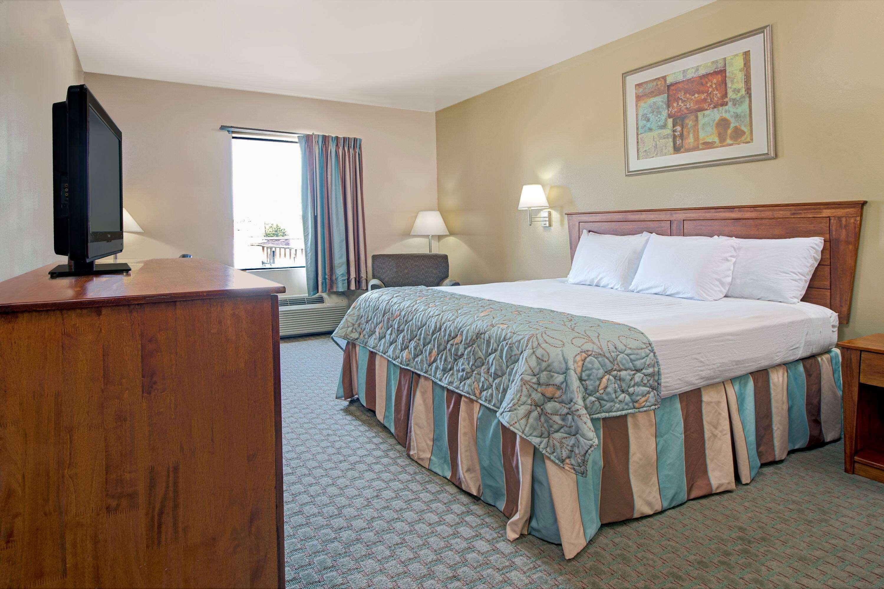 Room, Queen Bed
