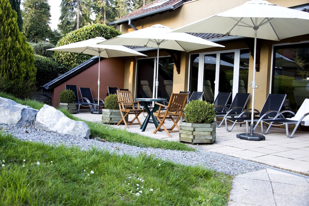 HOTEL AU CHASSEUR 3/57