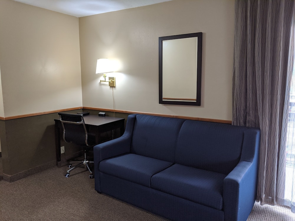 Hotel Portland City Center 7/16