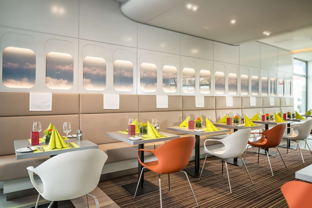 Essential by Dorint Stuttgart-Airport 38/42