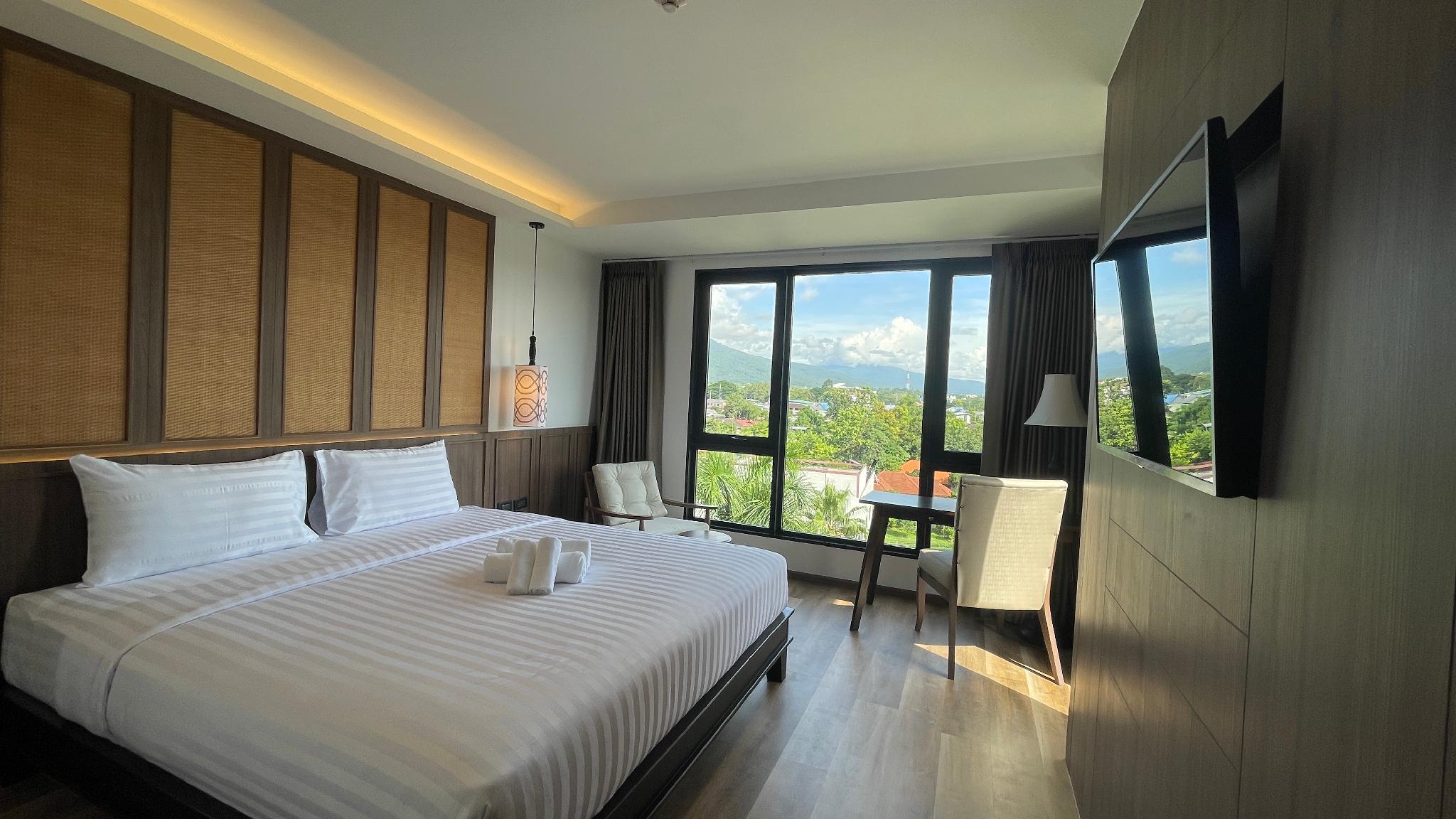 Superior, Double Bed, Corner