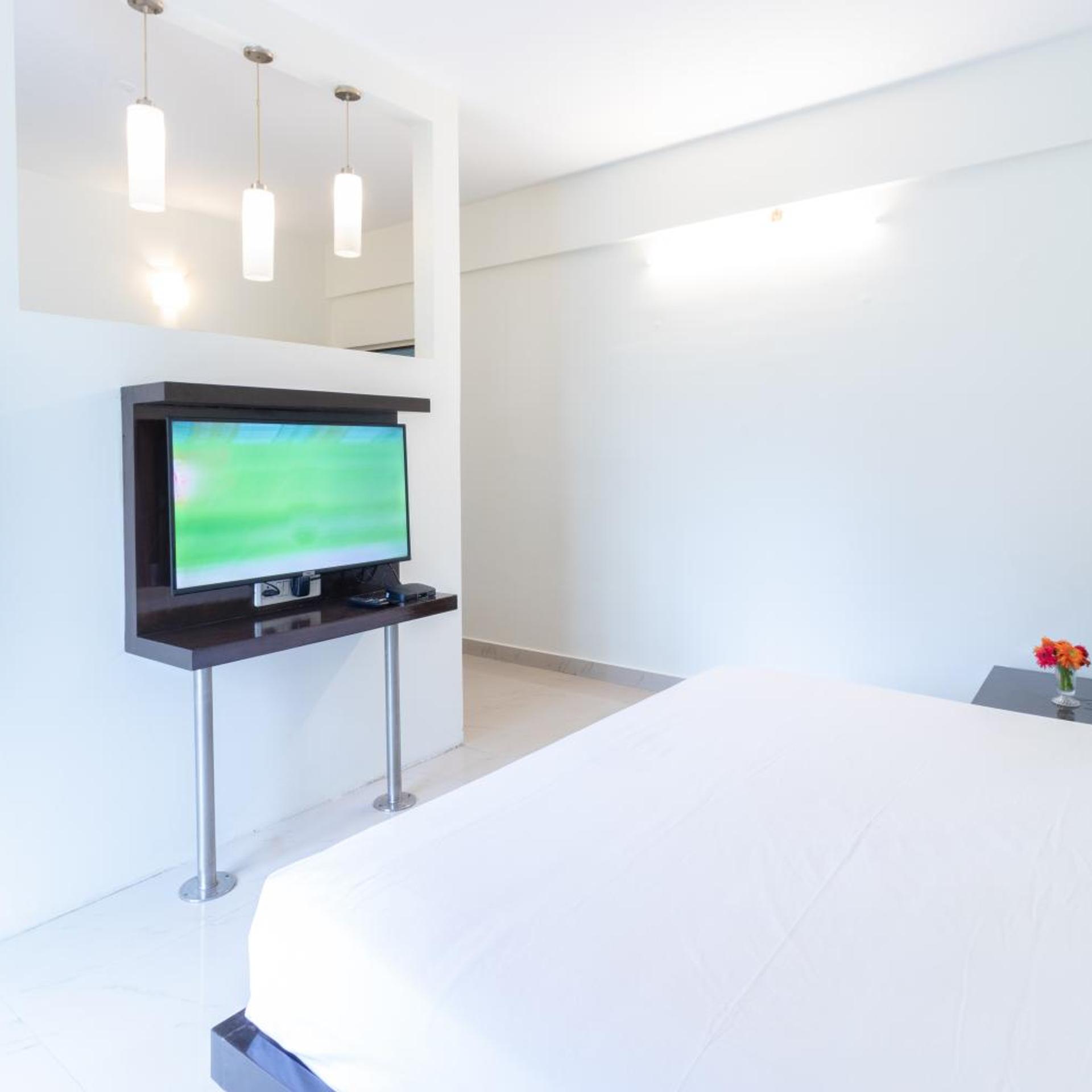 Niche Suites 26/36