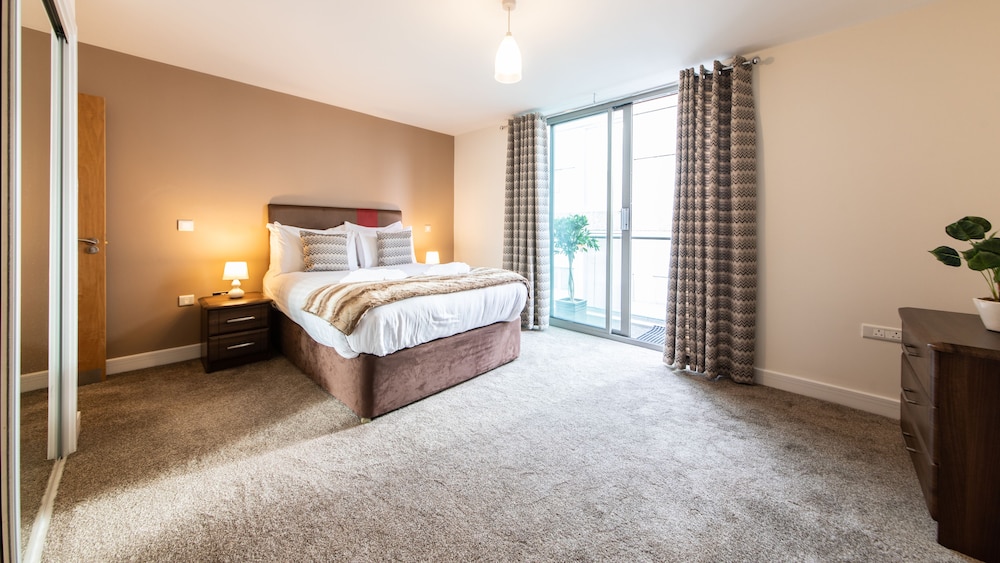 1 BEDROOM, APARTMENT