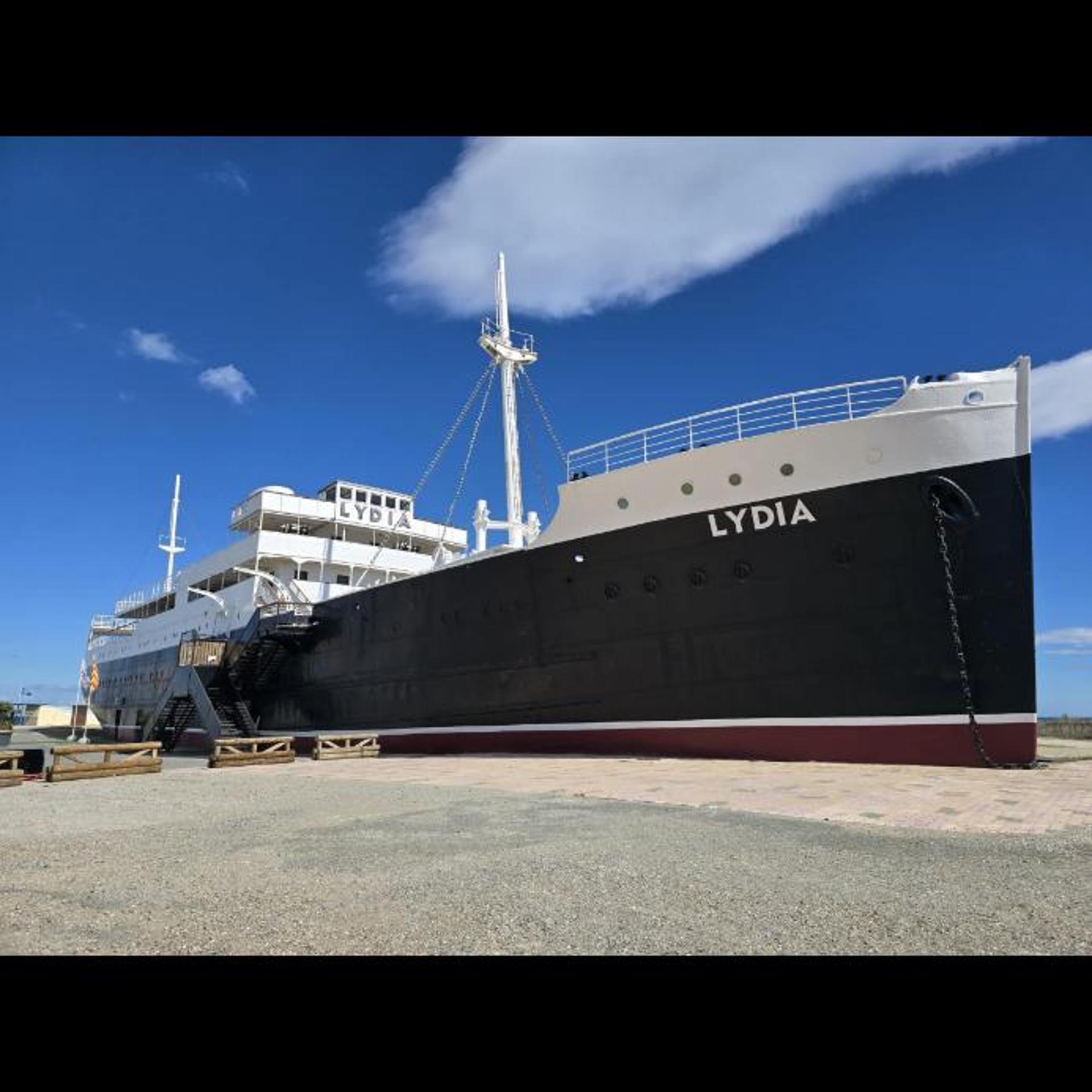 Hotel De La Mer 6/66