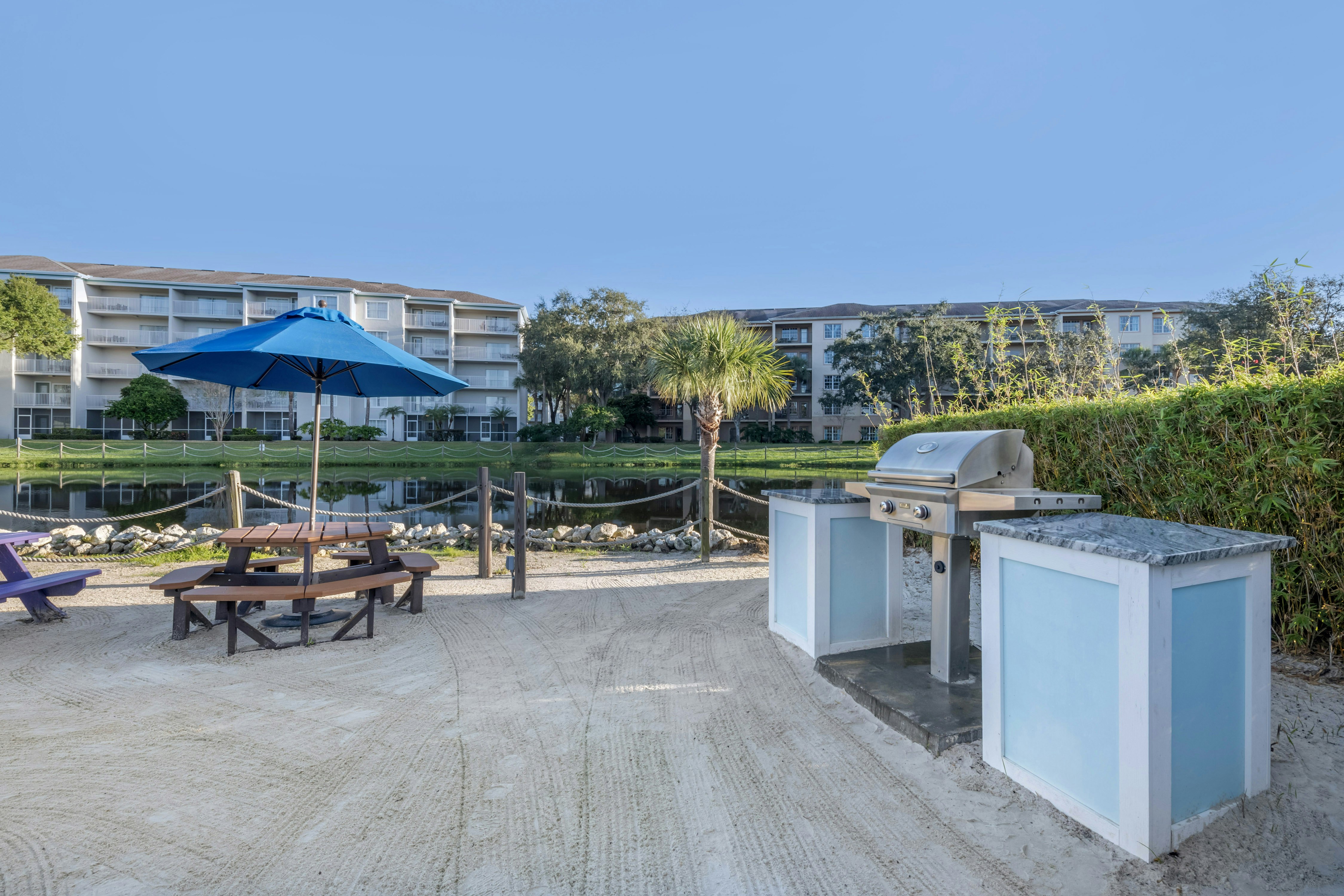 Hilton Vacation Club Aqua Sol Orlando West 18/35