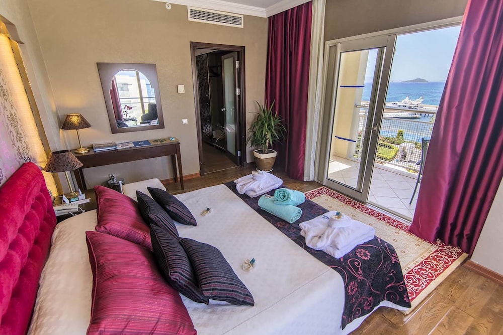La Blanche Resort and Spa 24/77