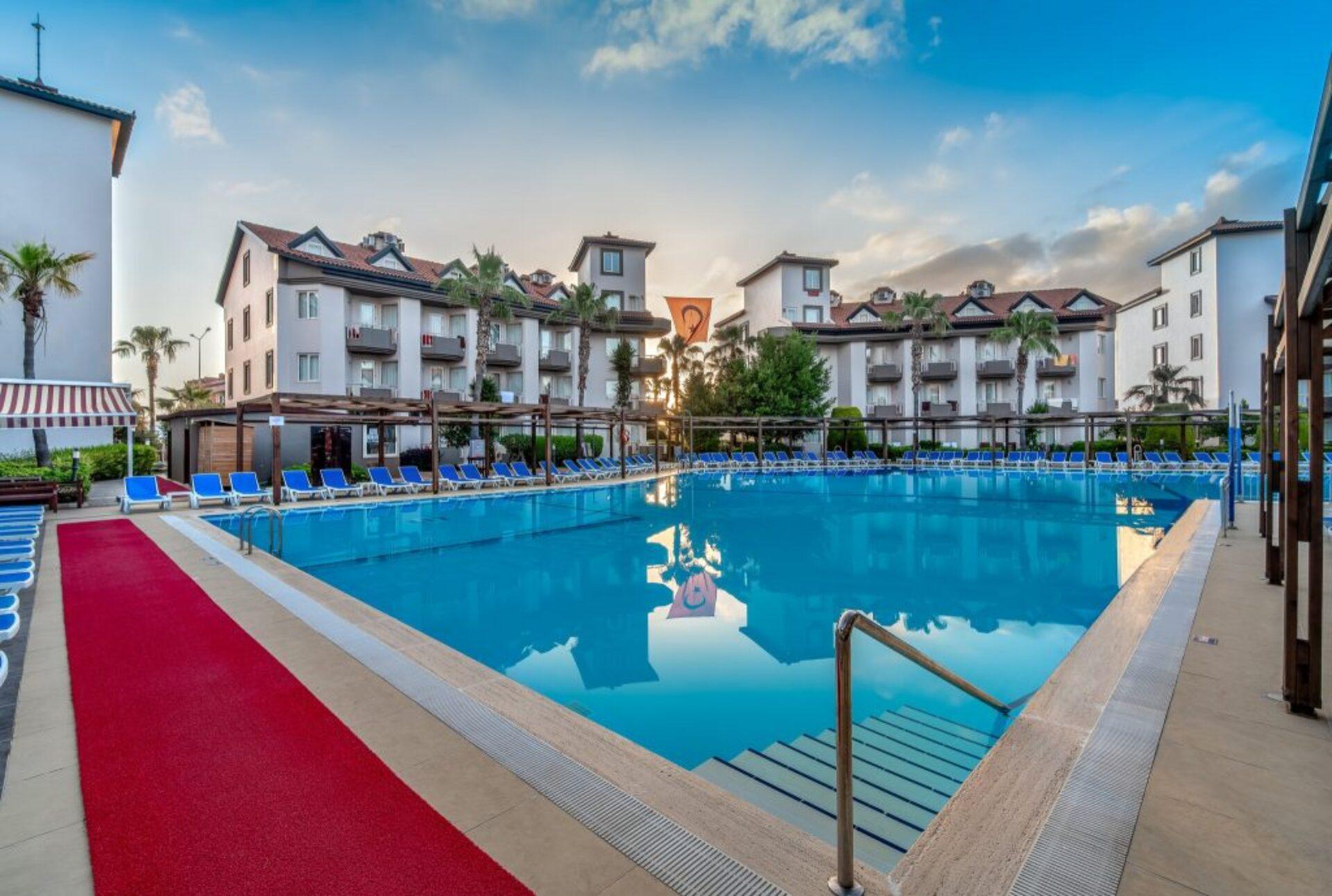 Orfeus Park Hotel 18/19