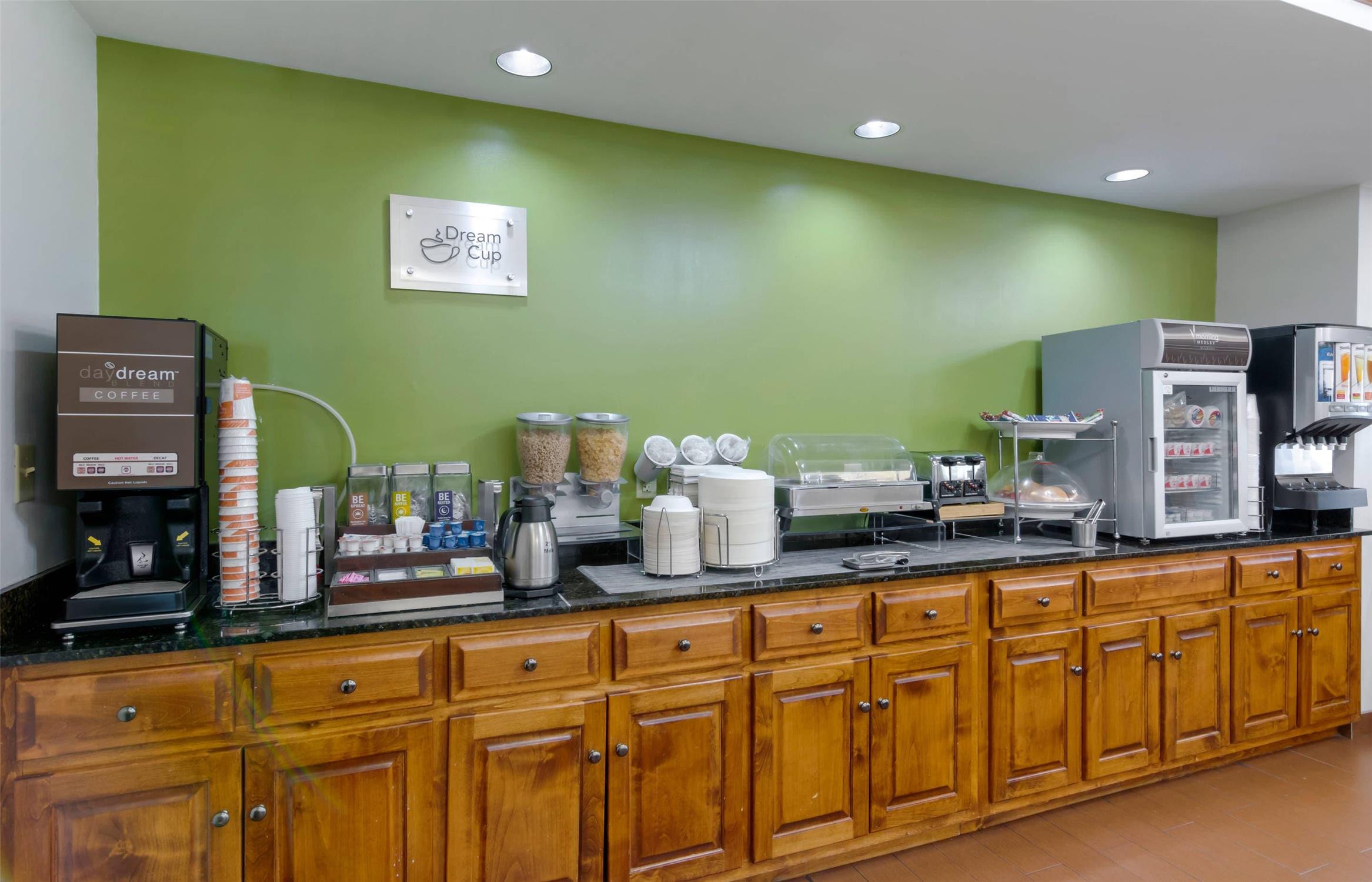 Sleep Inn & Suites Prince George near Fort Lee 29/31