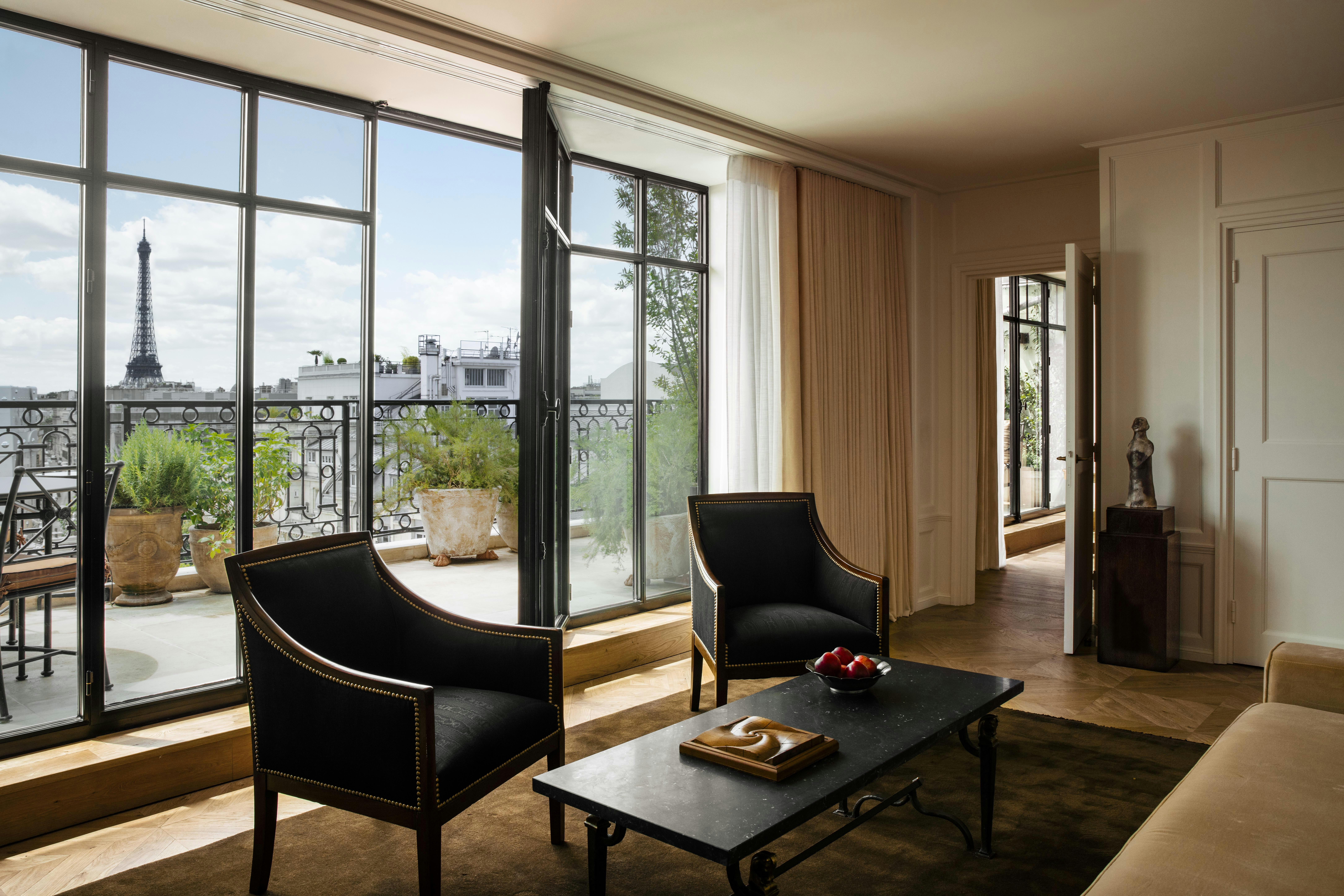 Hotel Balzac Champs Elysees 25/34