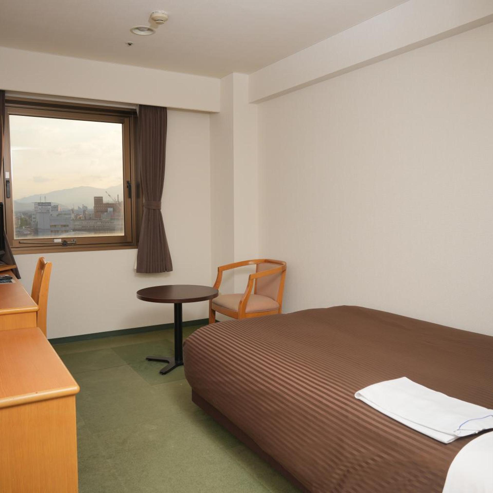 Frex Hotel 6/17