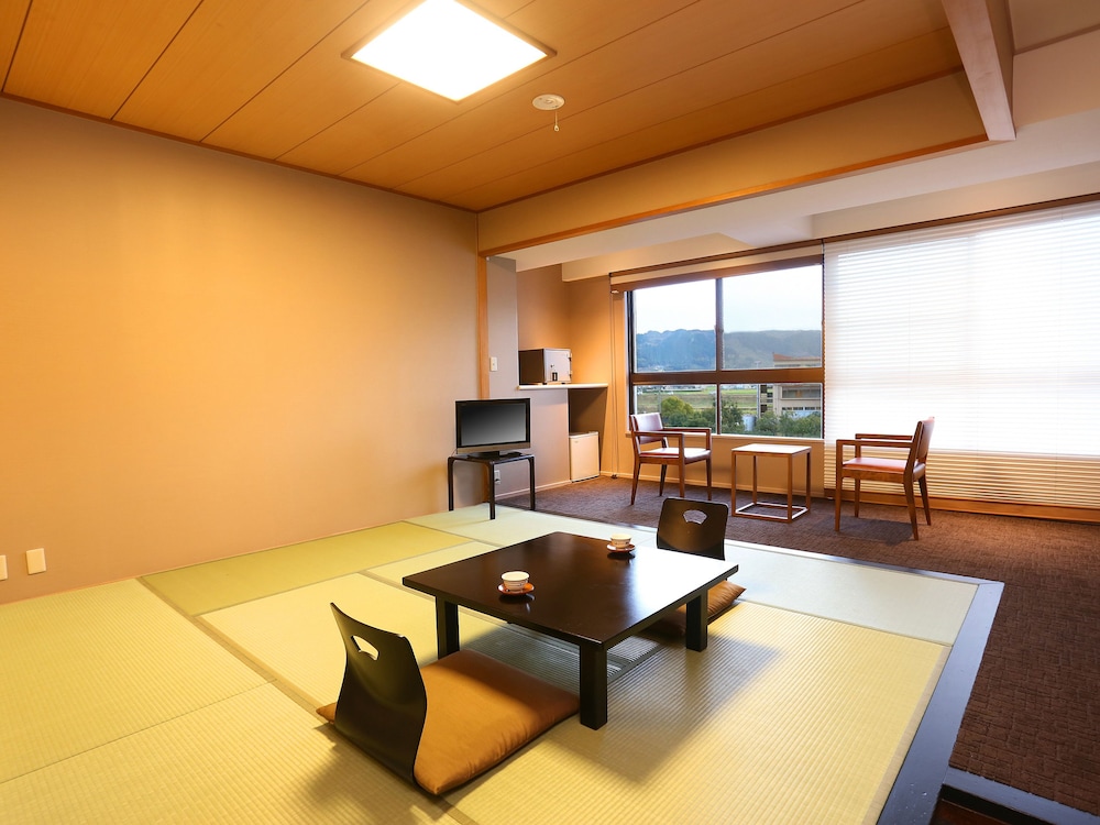 HOTEL PARENS ONOYA 22/28