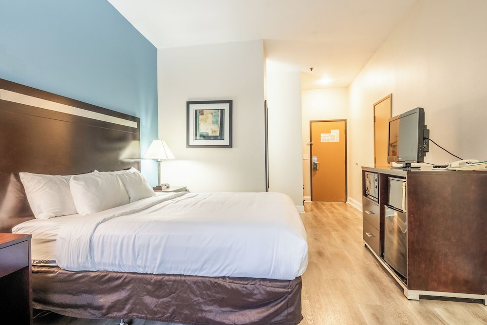 Standard, King Bed