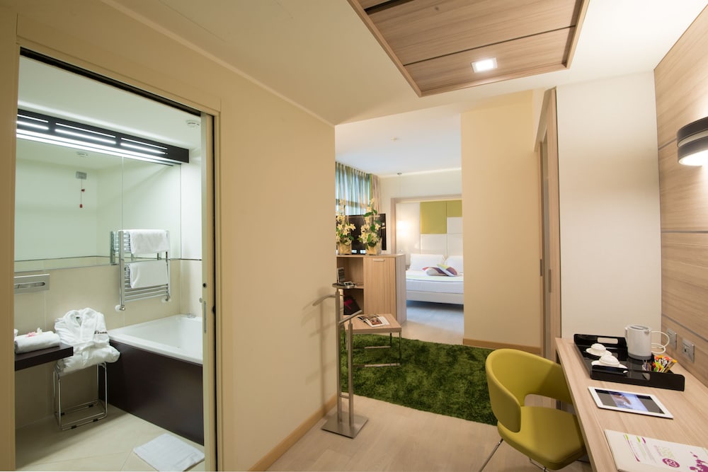 AS Hotel Limbiate Fiera 35/80