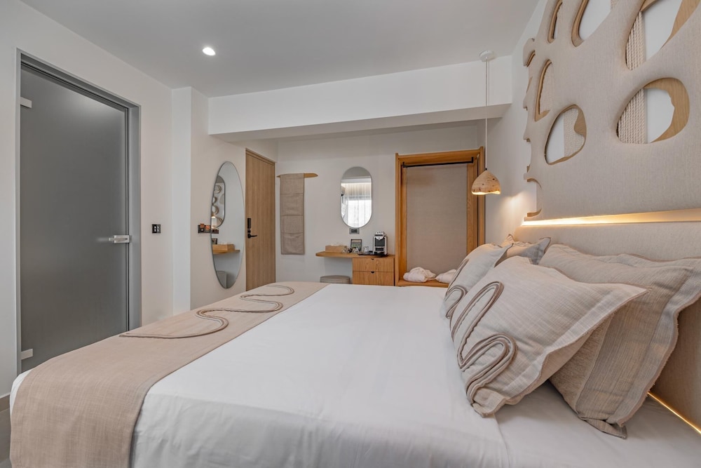 Cabana White Boutique Hotel & Suites 30/80