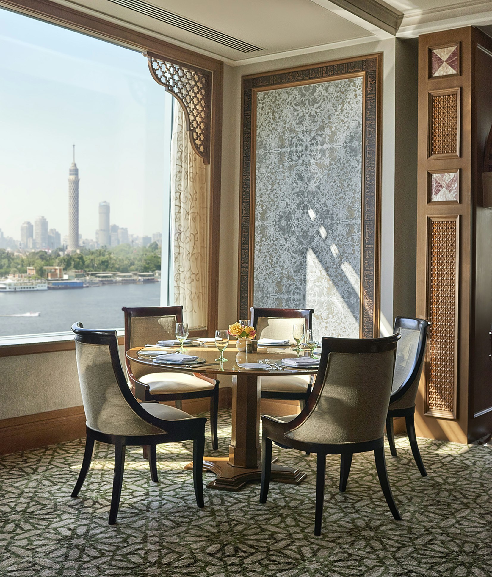 Four Seasons Hotel Cairo at Nile Plaza 13/16