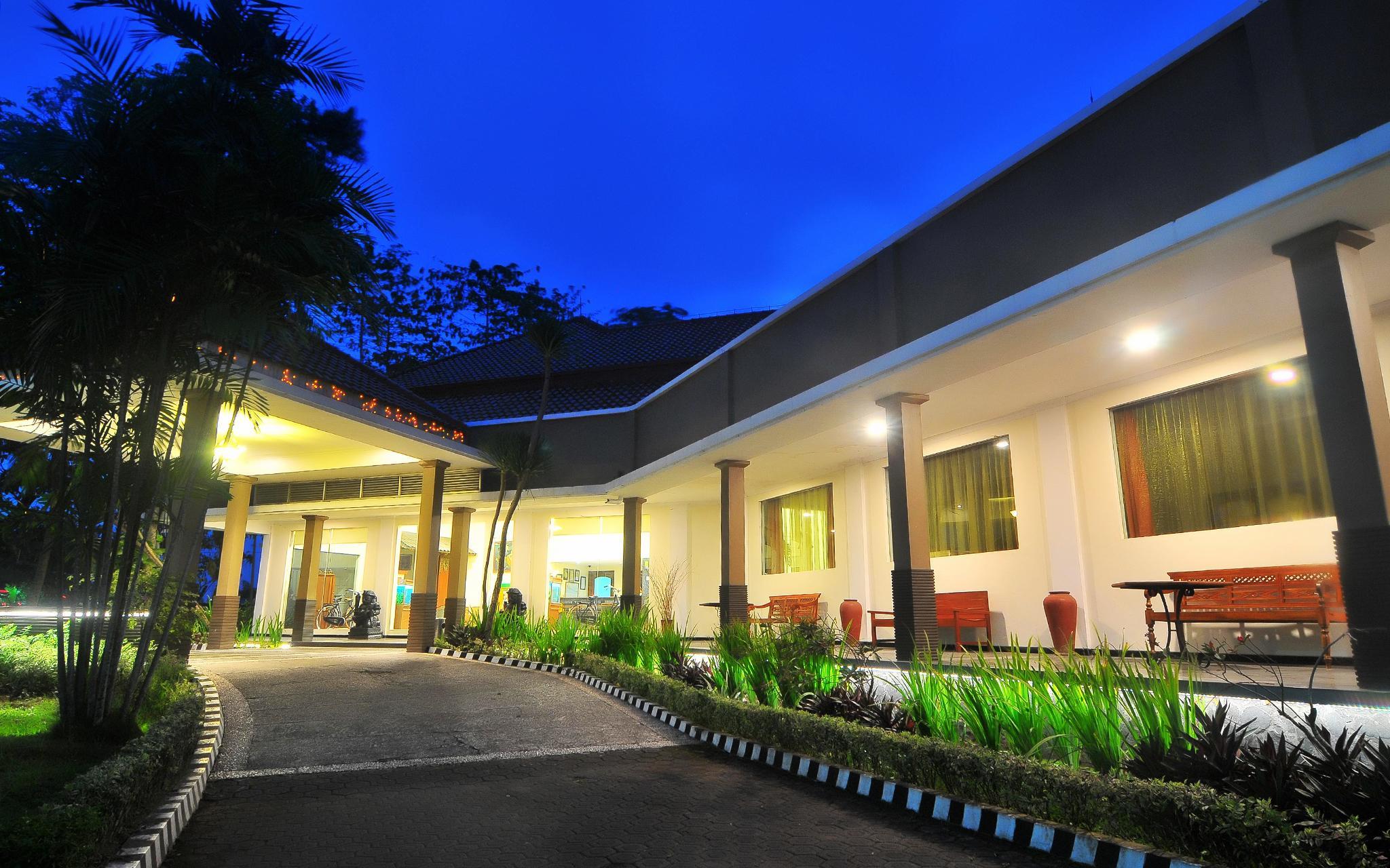 Candisari Hotel & Resto 5/28