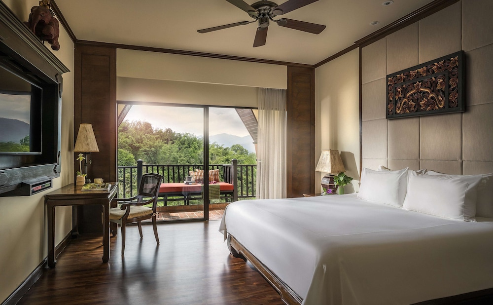 Anantara Golden Triangle Elephant Camp Resort 25/82