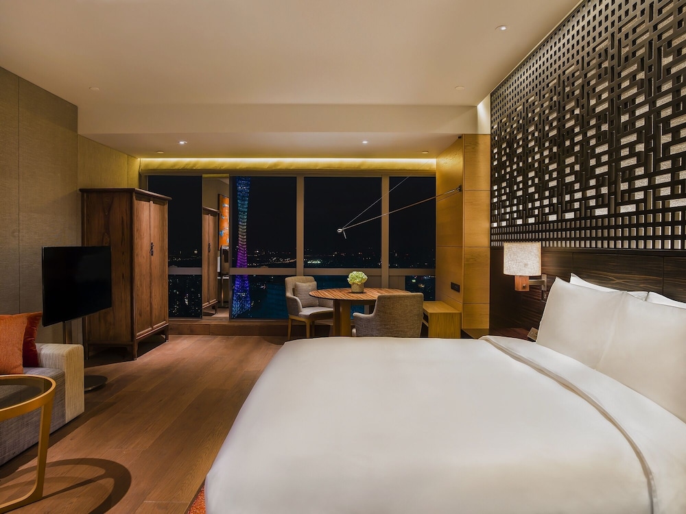 PARK HYATT GUANGZHOU 15/71