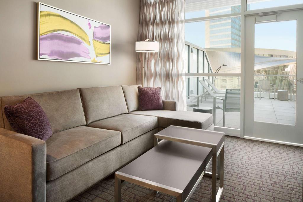 STUDIO, SUITE, KING BED, PATIO, TERRACE