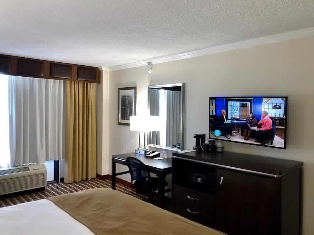 Best Western Plus Grosvenor Airport Hotel 37/48