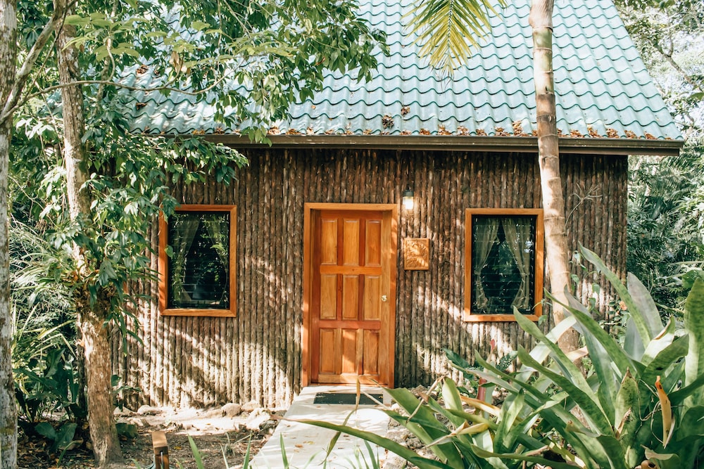 Mariposa Jungle Lodge 1/50