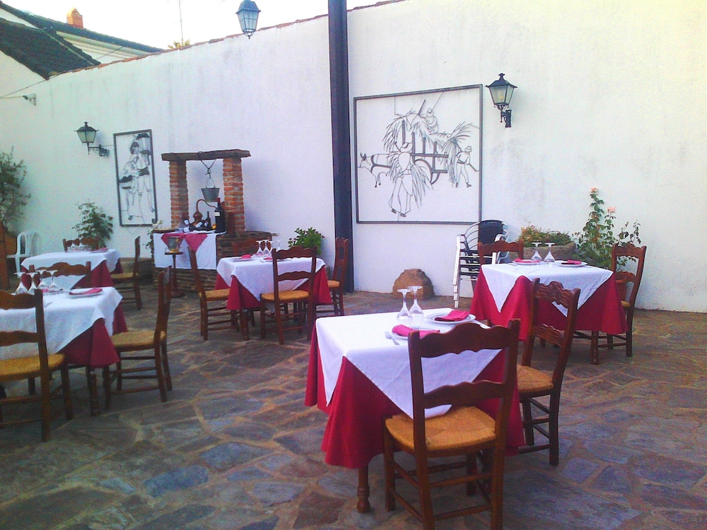 Hospedium Hotel Rural Soterrana 35/50