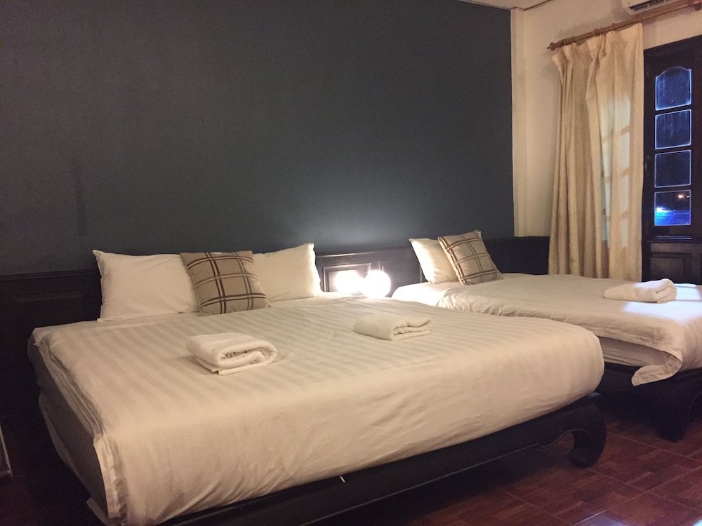 Sengphachanh Hotel 2 5/14