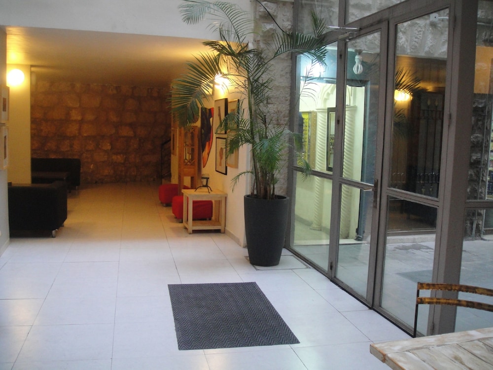 Art Hotel 4/50
