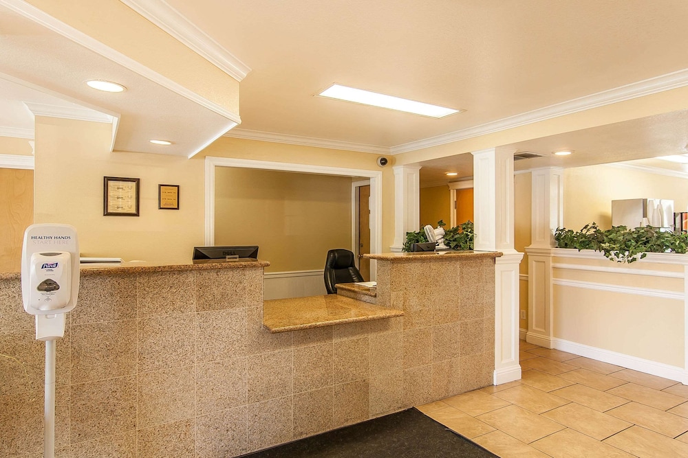 Quality Inn Grants Pass, OR 14/59