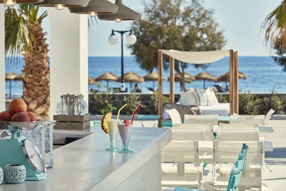 Aqua Blue Hotel 52/66