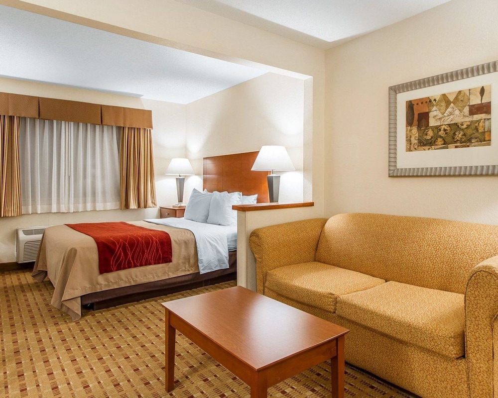 Quality Inn & Suites Eau Claire University Area 14/27