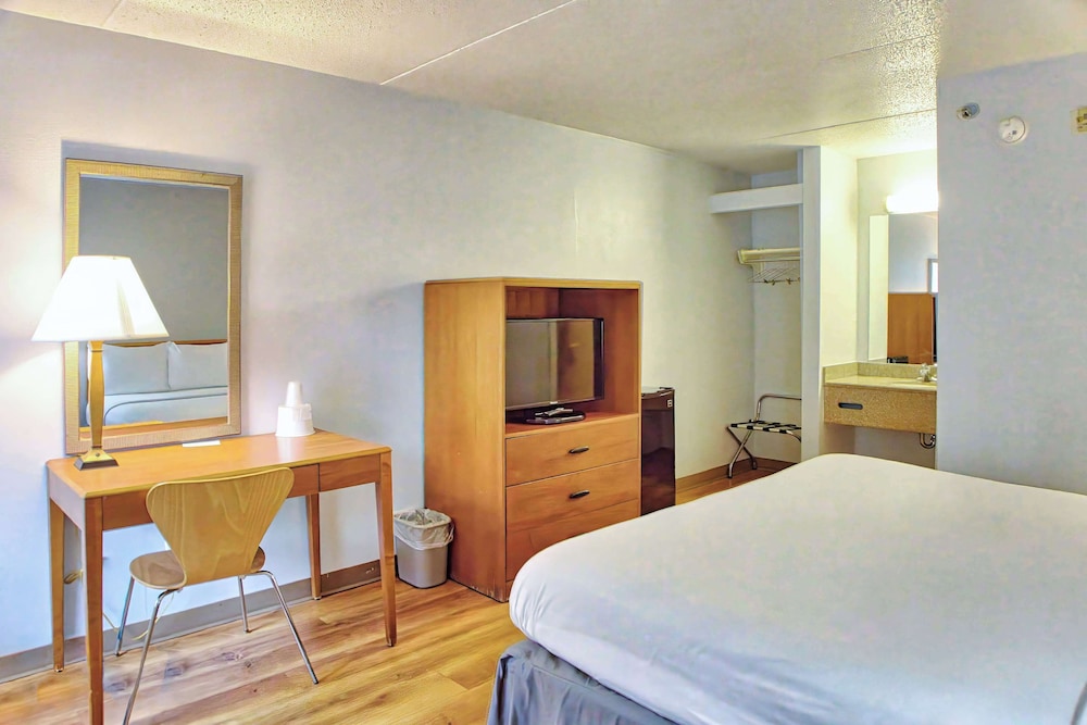Motel6 Buffalo, NY - Airport - Williamsville 34/51