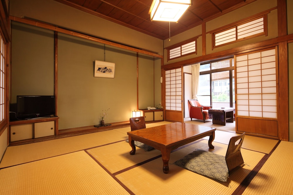 Shimizu Ryokan 36/47