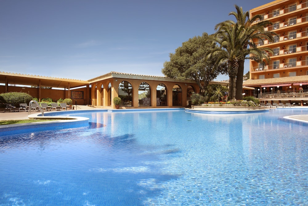 Luna Club Yoga & Spa Hotel 10/66