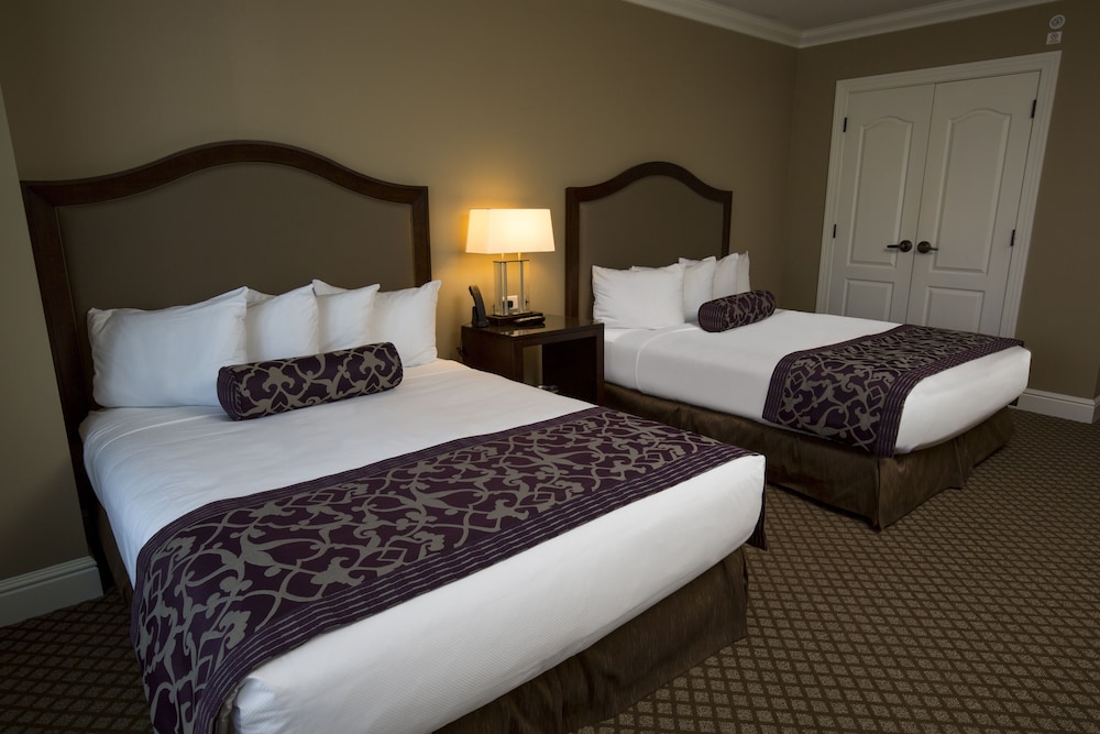 Room, 2 Queen Beds, Terrace