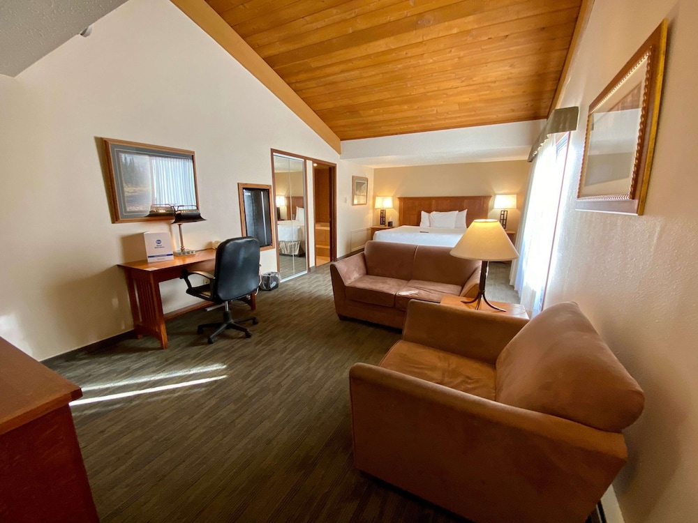 Best Western Sheridan Center 32/42