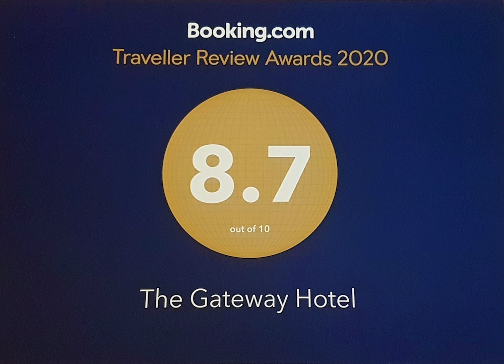 Gateway Hotel 4/71