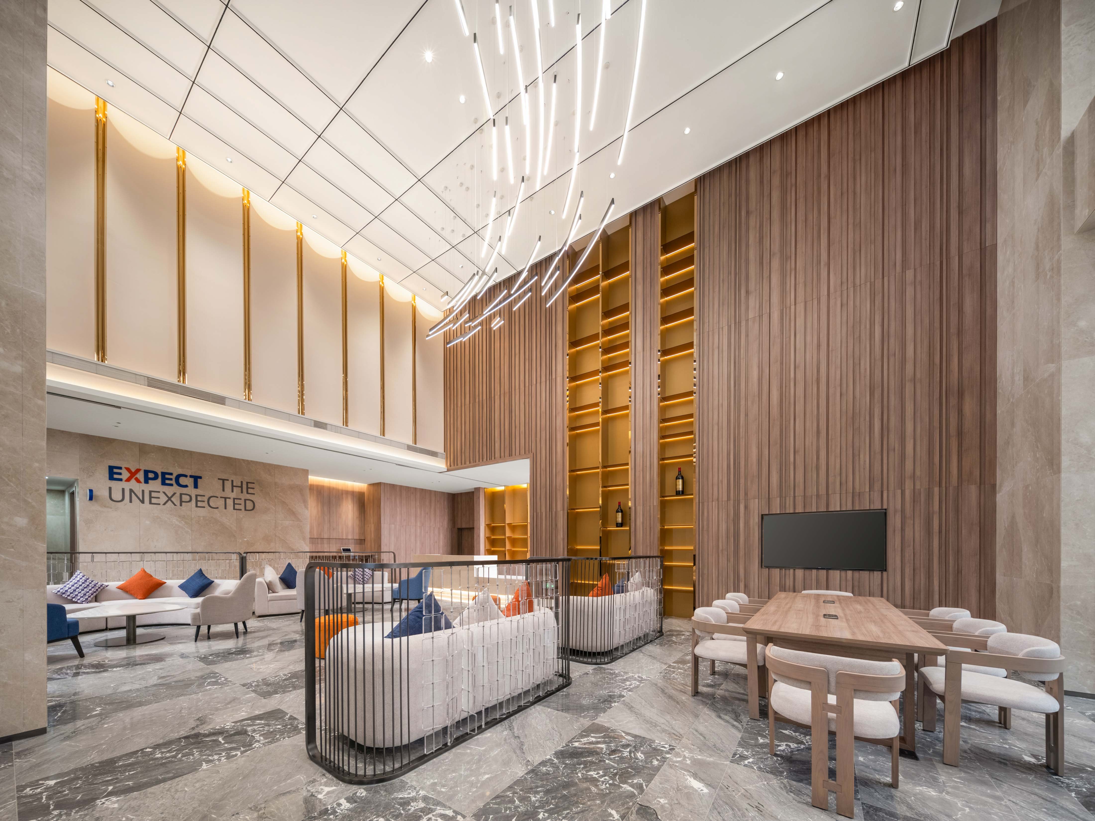 Holiday Inn Express Lvliang Xing County 16/24