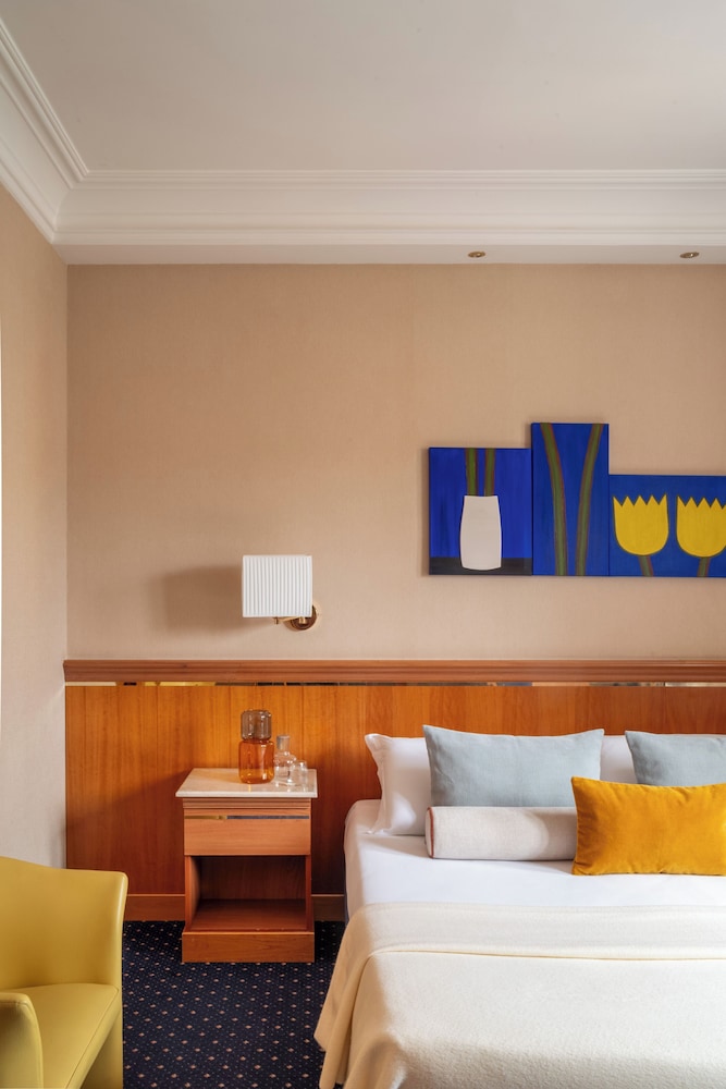 جناح جونيور بسرير كوين بشرفة، Diocleziano Hotel 4/10