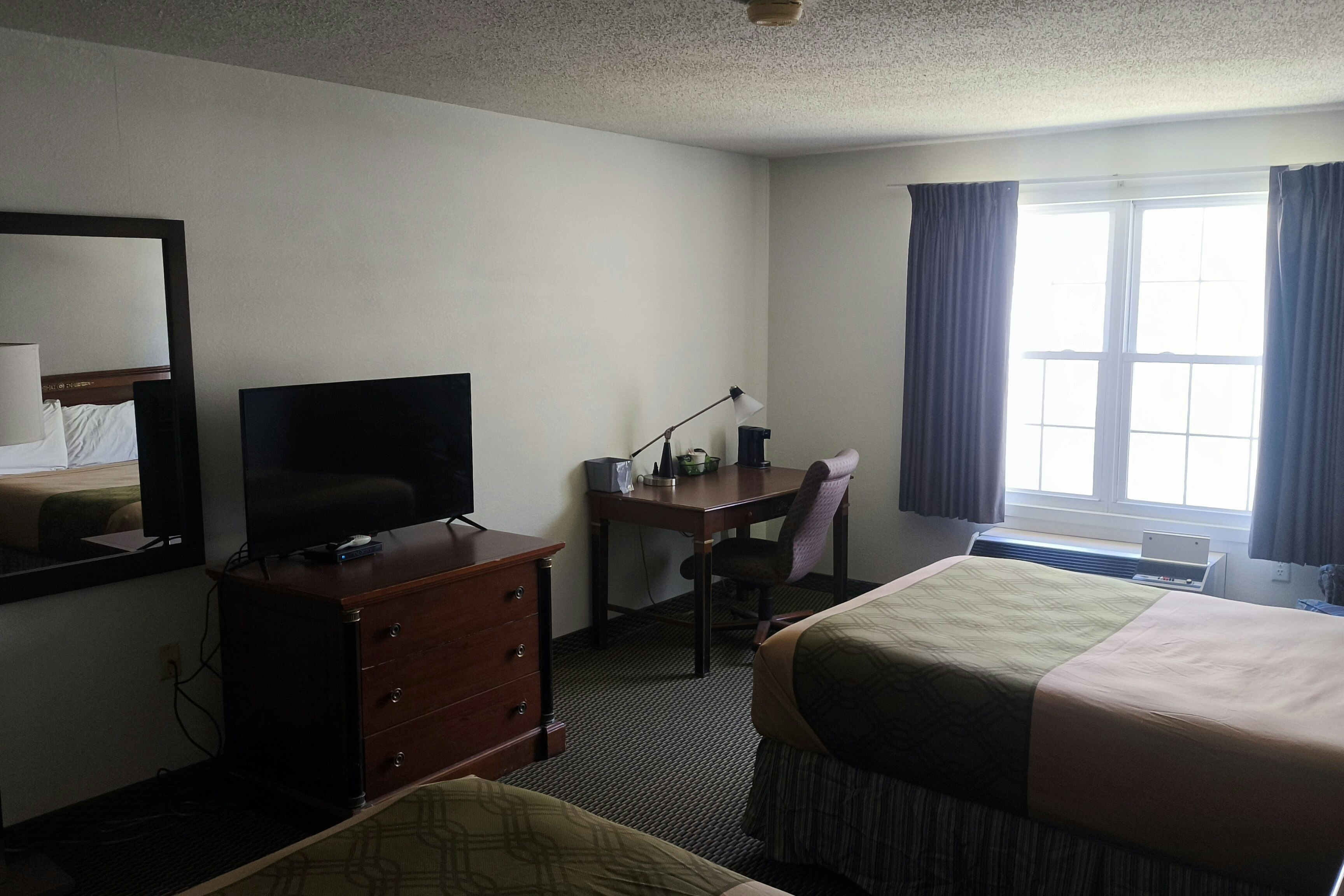Econo Lodge Rockville 49/75