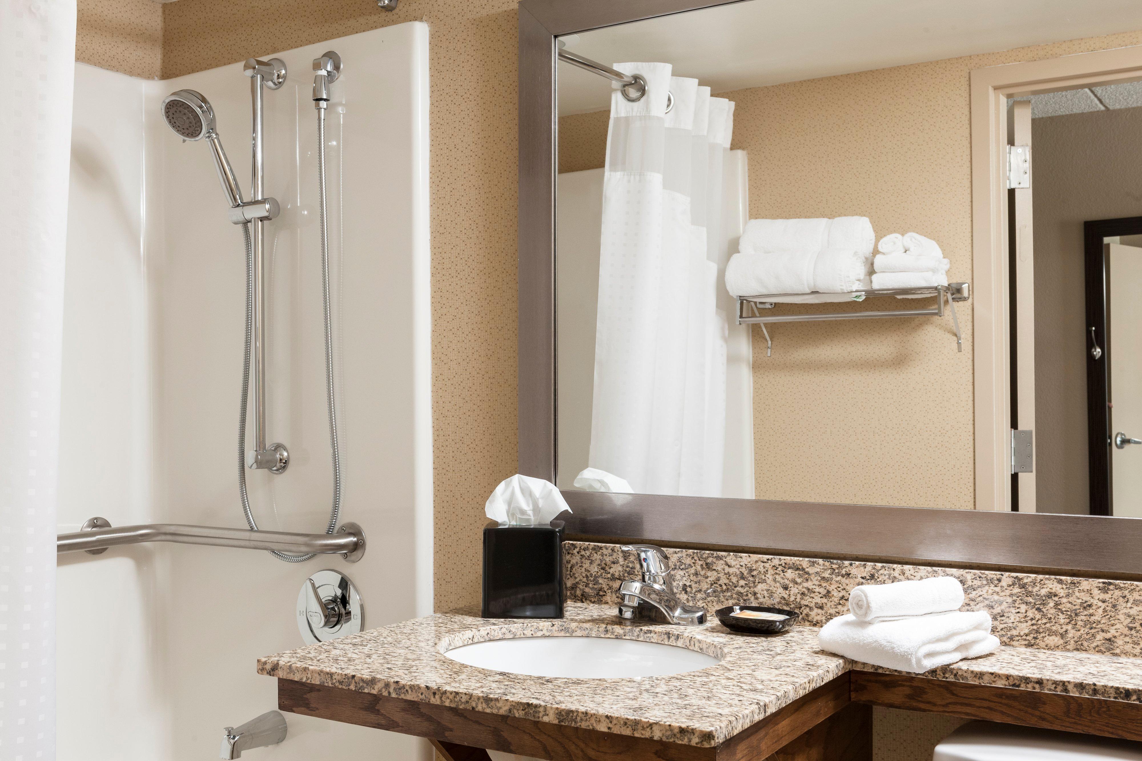 Suite, King Bed, Parlor, Sofa, Holiday Inn Hotel And Suites Des Moines Northwest 2/3