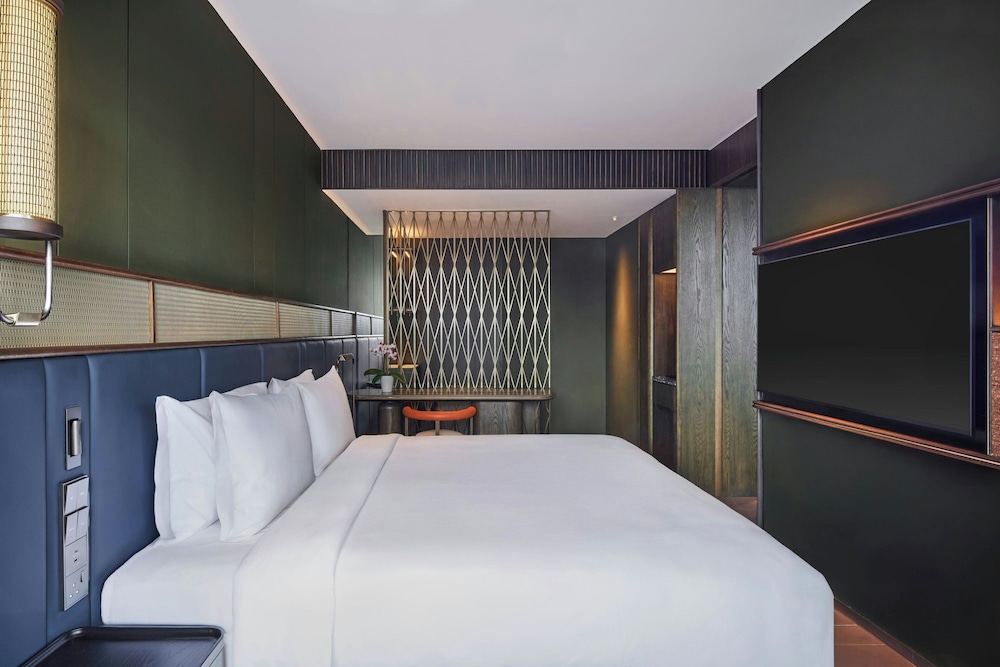 جناح بسرير كينج بإطلالة على المدينة بشرفة بغرفة نوم واحدة، Varel Singapore, a Tribute Portfolio Hotel 7/10