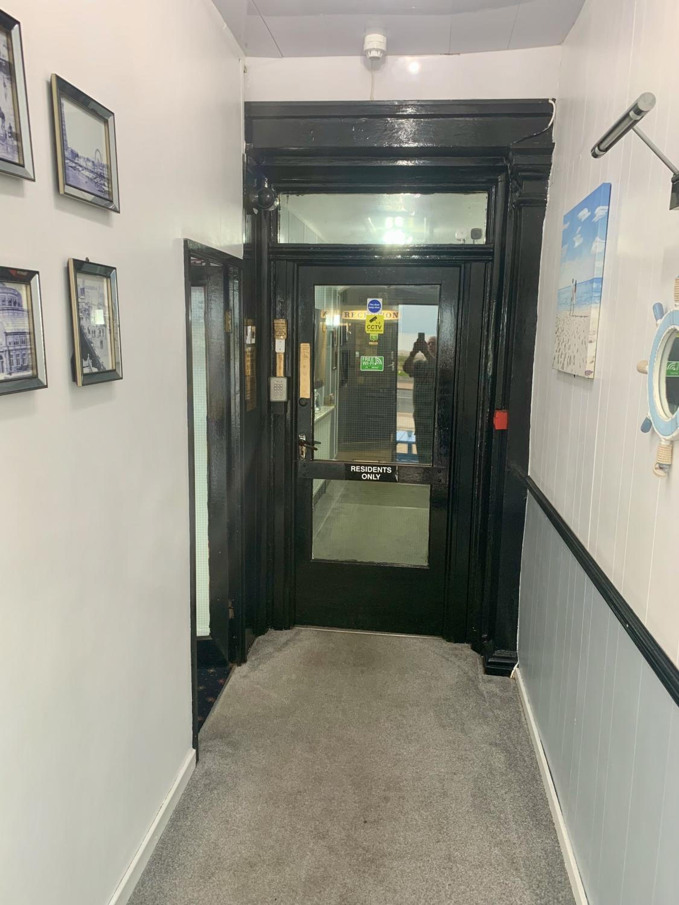 St Albans Hotel - Guest House 6/25