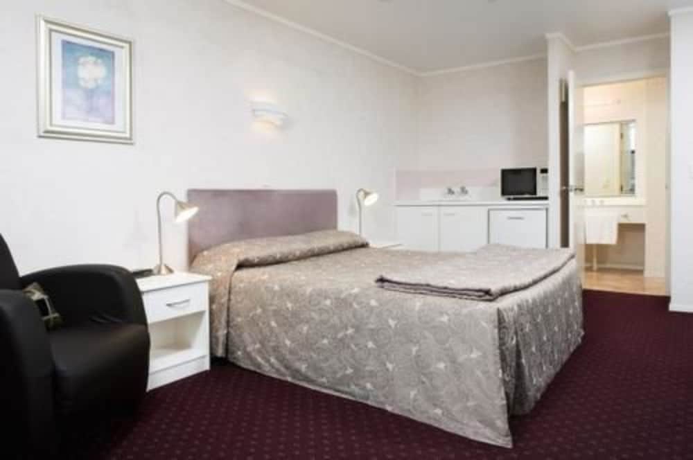 Manukau Motor Lodge 14/58