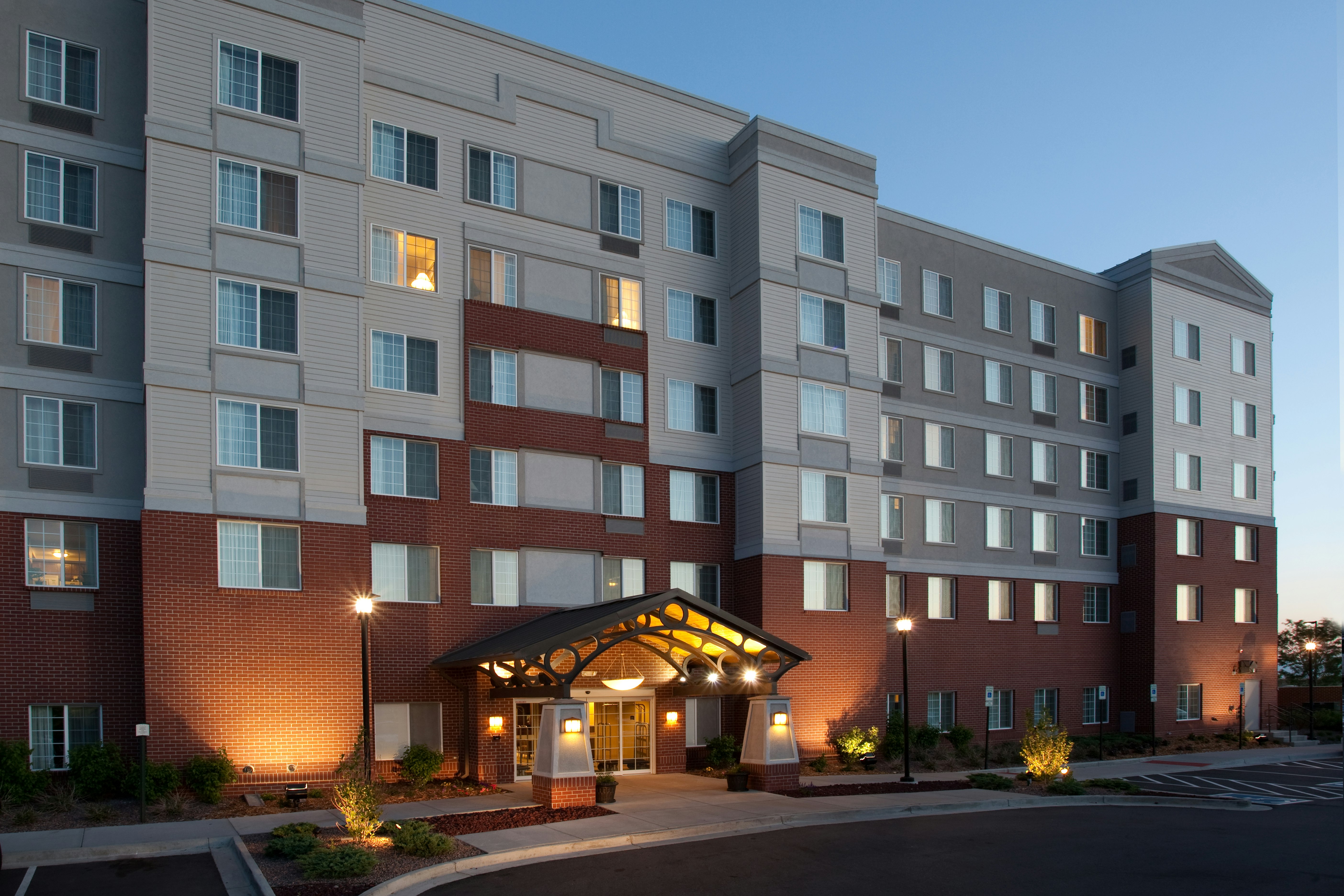 STAYBRIDGE SUITES DENVER INTERNATIONAL AIRPORT 3/63